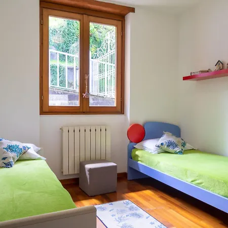 Alba - Sea115 By Interhome