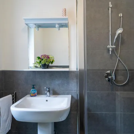 Alba - Sea115 By Interhome